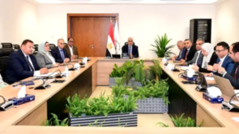 وزير الري يوجه بالتنفيذ الصارم لحماية النيل وتمكين روابط مستخدمي المياه