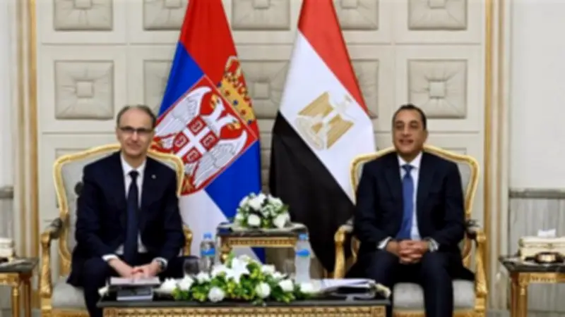 رئيس الوزراء المصري يبحث مع نظيره الصربي تعزيز التعاون المشترك