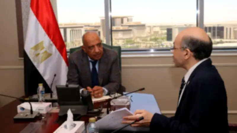 وزير الكهرباء يبحث استخلاص العناصر النادرة من الخامات النووية