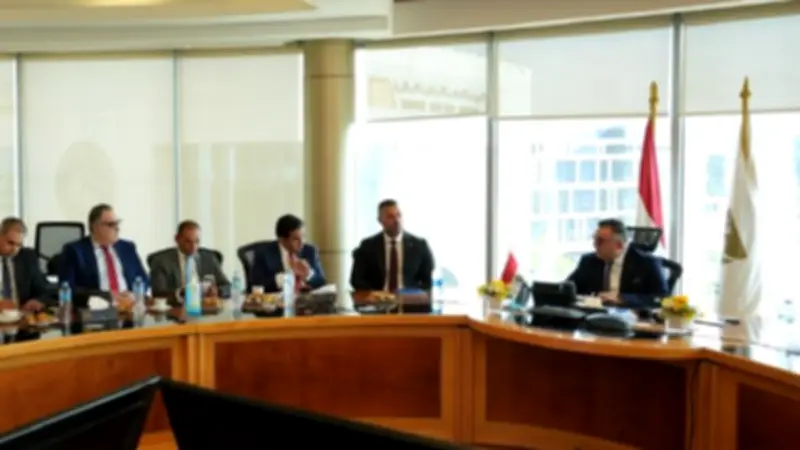 رئيس البورصة يبحث مع الجمعية المصرية لإدارة الاستثمار تطوير الأدوات المالية