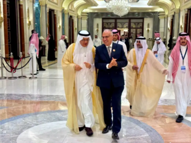 وزير الري يصل جدة للمشاركة في أسبوع المياه السعودي لبحث الأمن المائي