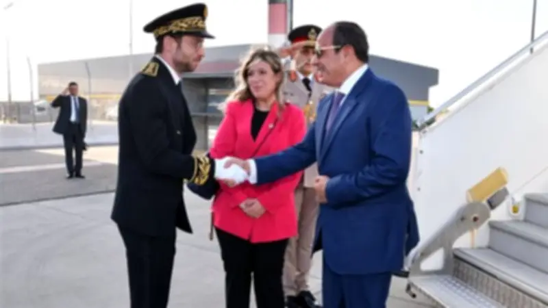 السيسي يشارك في غداء عمل بقمة G7 حول الأزمات والاستقرار بالشرق الأوسط