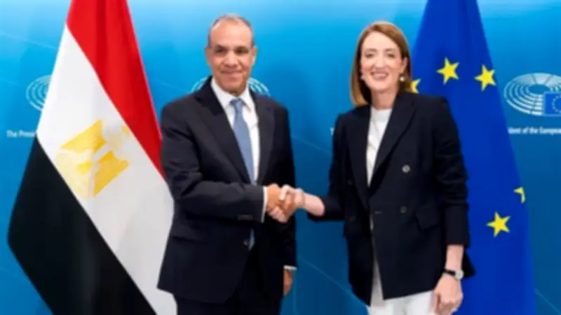 رئيسة البرلمان الأوروبي تشيد بدور مصر المتزن في المنطقة
