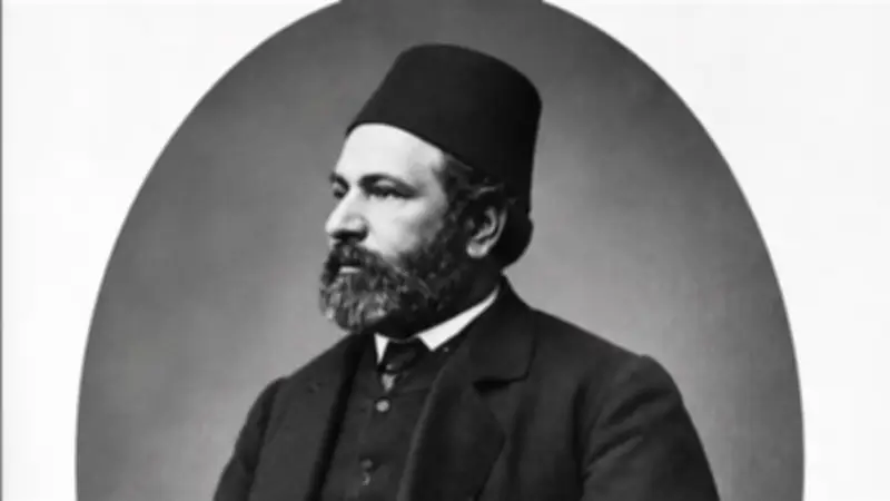 أول مدير مصري لمدرسة الطب بقصر العيني: محمد الشافعي