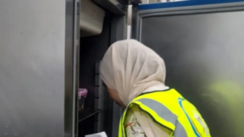 حملة تفتيشية لسلامة الغذاء تضبط مخالفات وتعدم أغذية فاسدة في الغردقة