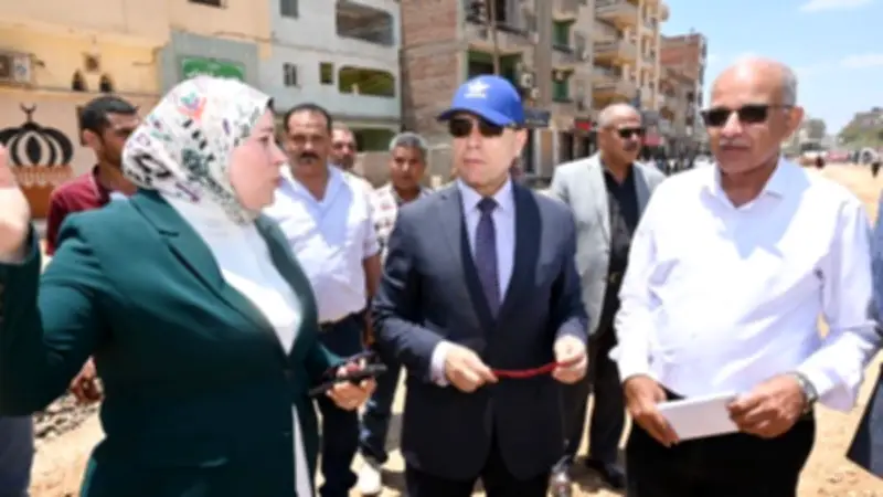 محافظ الغربية يتفقد تطوير شارع 23 يوليو وامتداد الساحة الشعبية ببسيون