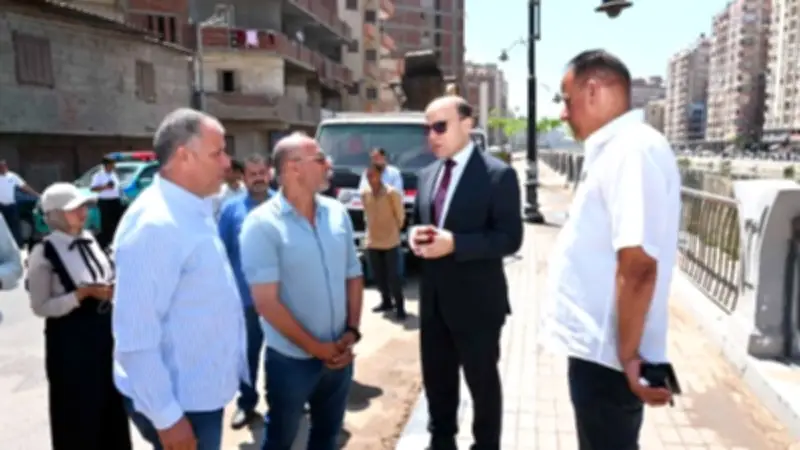 محافظ الغربية يتفقد شوارع طنطا ويؤكد: لا تهاون في النظافة وتحسين الخدمات