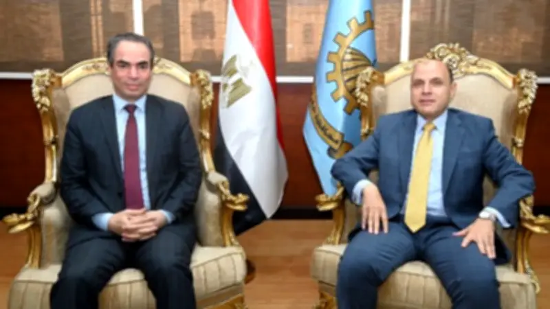 محافظ الغربية يستقبل رئيس الإعلام الوطني ويؤكد الشراكة في التنمية