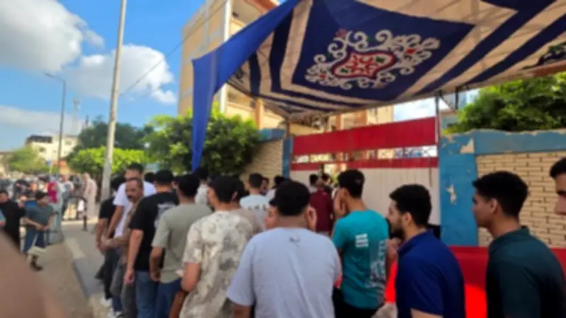 محافظ الجيزة يتابع انتظام أول أيام امتحانات الثانوية العامة ويؤكد توفير الدعم