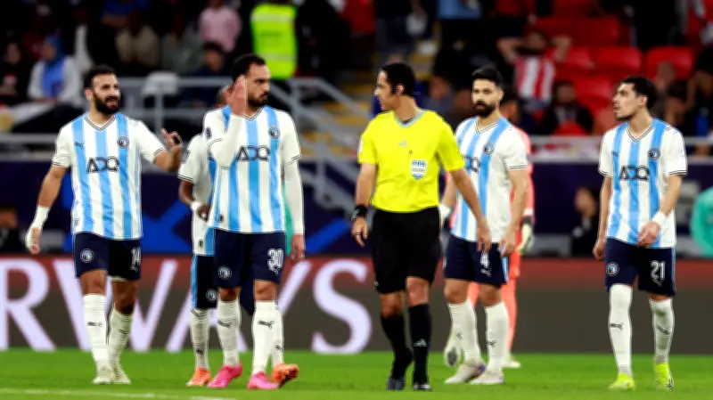 وفاة المدرب اليوناني تاكيس جونياس مدرب وادي دجلة وبيراميدز السابق عن 54 عامًا