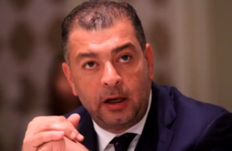 حبس هاني شكري 6 أشهر بتهمة سب جماهير الأهلي والإساءة إليهم