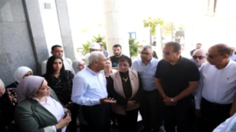 وزير الصحة يتفقد مركز أورام المنيا ويوجه باستمرار الخدمات أثناء التطوير