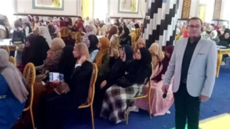 إقبال كثيف من طلاب الثانوية العامة على القوافل التعليمية بأسيوط