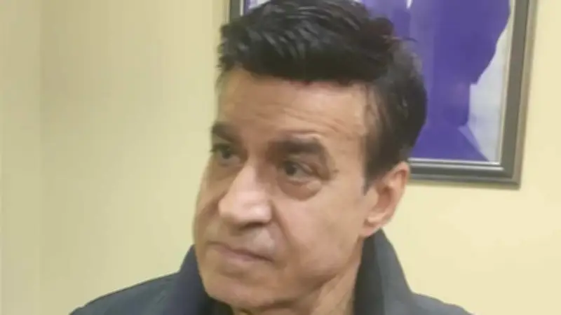 حلمي عبدالباقي يهاجم نقيب الموسيقيين بسبب المعاشات ويطالب بزيادتها