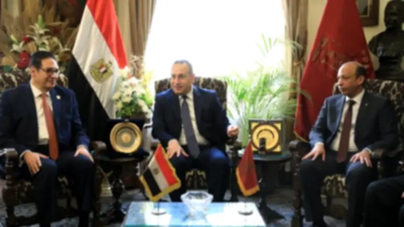 وزير التعليم العالي ورئيس جامعة القاهرة يشهدان إعلان نتائج مبادرة قصري الثانية