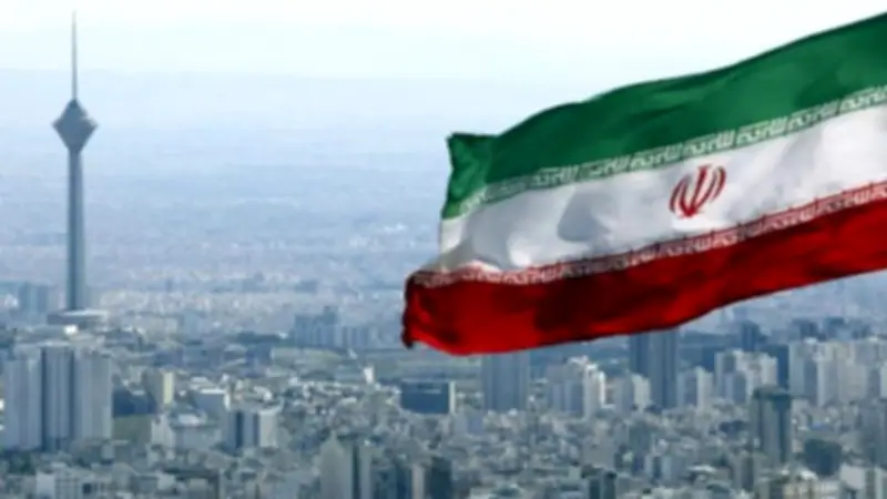 وفد إيراني رفيع يتوجه إلى سويسرا في ظل تحركات دبلوماسية مكثفة