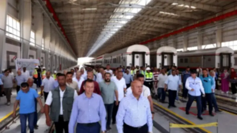 كامل الوزير يتفقد ورشة السد العالي الجديدة بأسوان وتخدم 34 قطارا يوميا