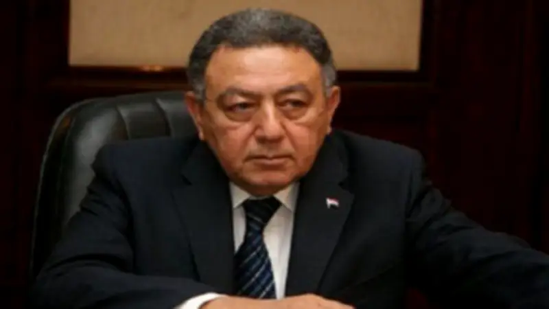 خالد عبدالغفار ينعي الدكتور عمرو حلمي وزير الصحة الأسبق