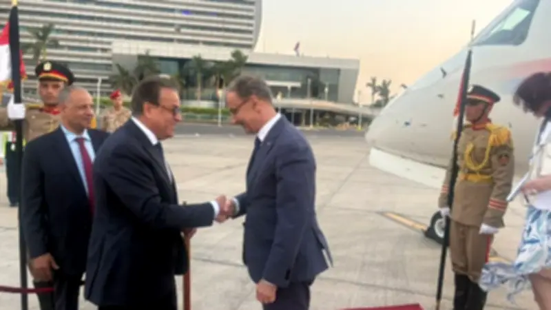 خالد عبدالغفار يؤكد تطوير التعاون الصحي مع صربيا خلال زيارة رئيس وزرائها