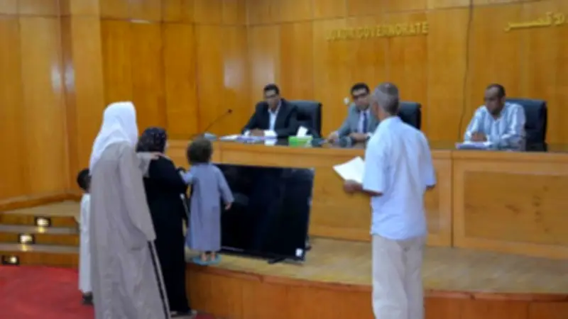 نائب محافظ الأقصر يبحث 40 طلباً وشكوى في لقاء مفتوح مع المواطنين