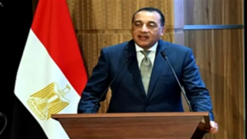 مدبولي: 95 صناعة وآلاف المصانع تدعم مشروع ميدار والفطيم بمدى