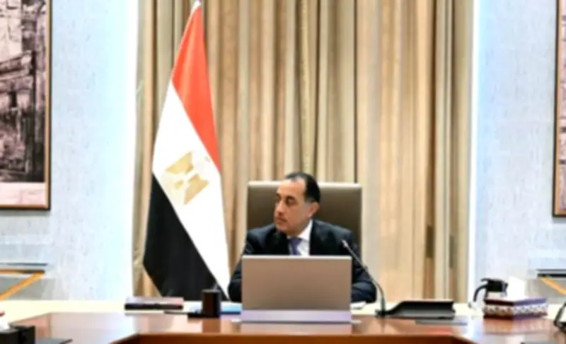 مدبولي يوجه بالبت في الفرص الاستثمارية ببورسعيد خلال أسبوعين