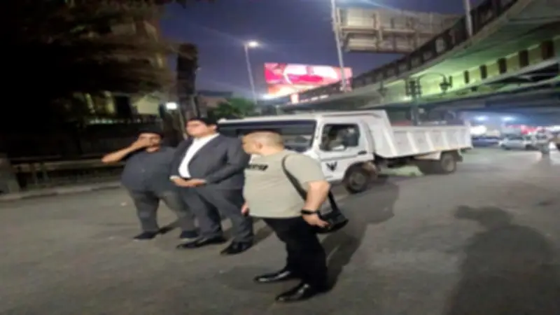 حملة ليلية مكبرة ببولاق أبو العلا لرفع الإشغالات وإعادة الانضباط