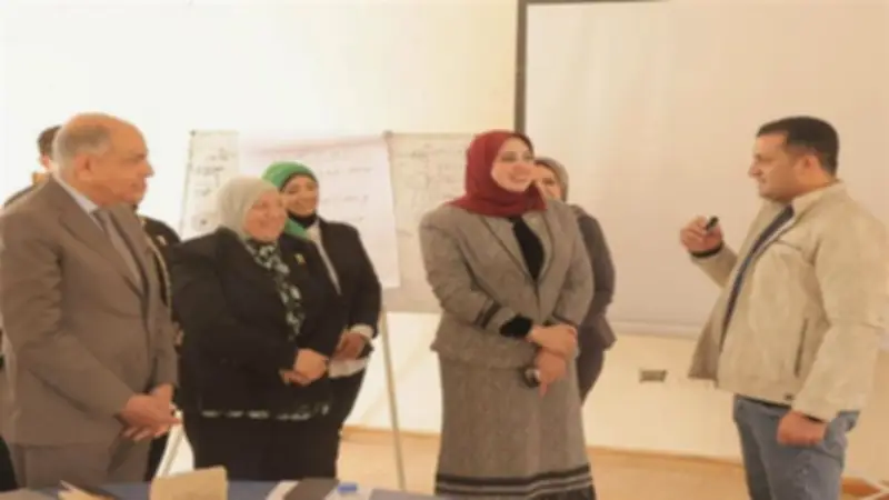 محافظ المنيا: تضافر مؤسسات المجتمع المدني ضرورة لتمكين المرأة اقتصاديًا