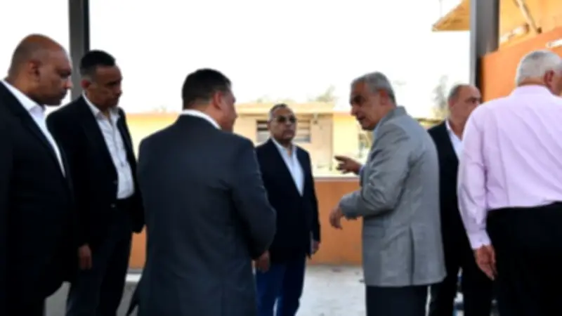 وزير الإنتاج الحربي يتفقد شركة أبو زعبل للكيماويات ويؤكد على توطين التكنولوجيا