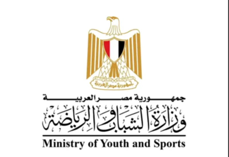 وزير الشباب والرياضة يتابع الحالة الصحية للاعب نادي ملوي بعد إصابته