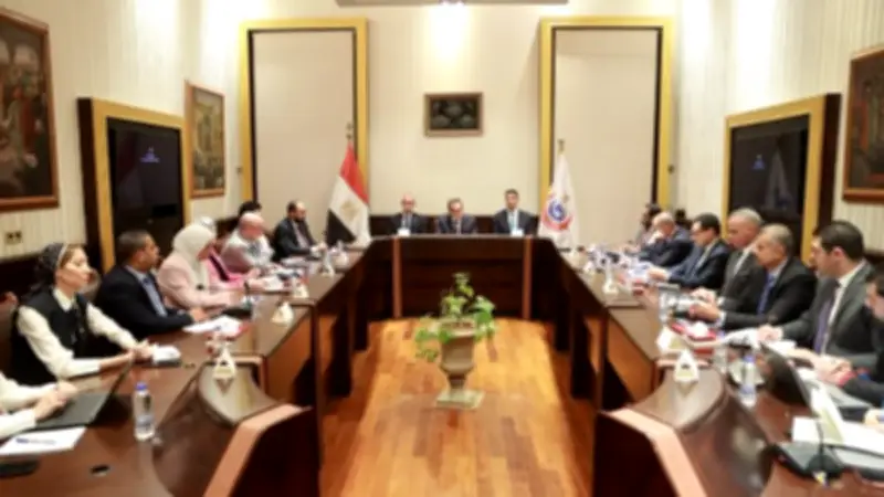 وزراء الصحة والصناعة والاستثمار يتفقون على خفض السكر تدريجياً لحماية الصحة العامة