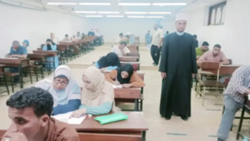 اختبارات تحريرية مركزية للمسابقة العالمية الـ33 للقرآن بمسجد النور