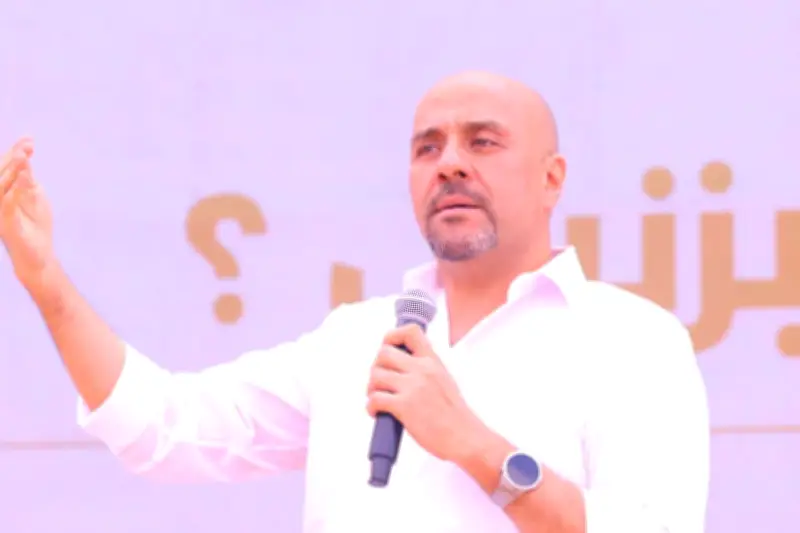 محمد حسام خضر: القيمة الحقيقية لكل شخص تكمن في امتلاكه تخصصاً يتقنه