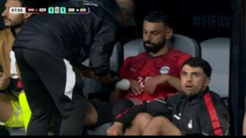 تفاصيل إصابة محمد صلاح أمام إيران: ثلج على العضلة الخلفية يثير القلق
