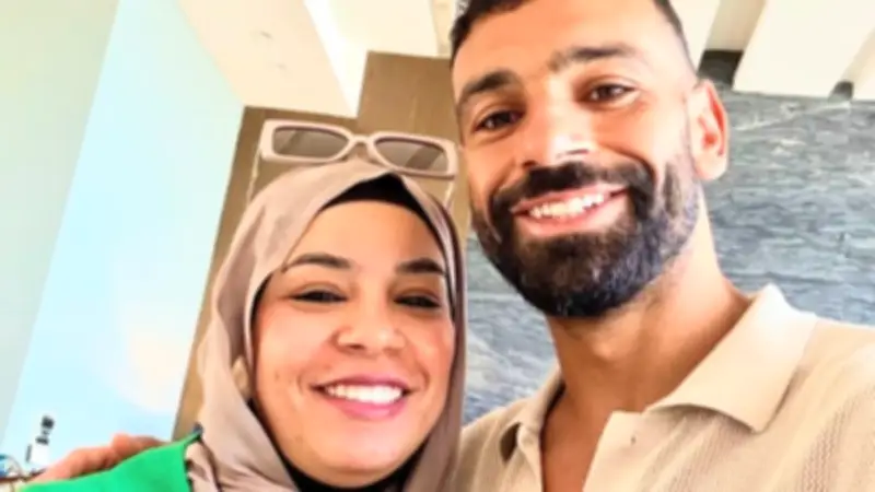 شقيقة محمد صلاح تحتفل بعيد ميلاده الـ34 وتدعو له بأخي الملك
