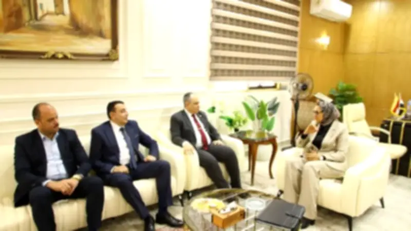 محافظ الوادي الجديد تلتقي هيئة الرقابة وتستقبل وفد الألف يوم الذهبية