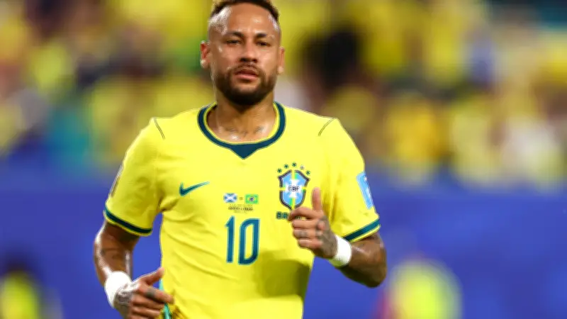 نيمار يثير الجدل بشراء ساعة مليون دولار خلال كأس العالم
