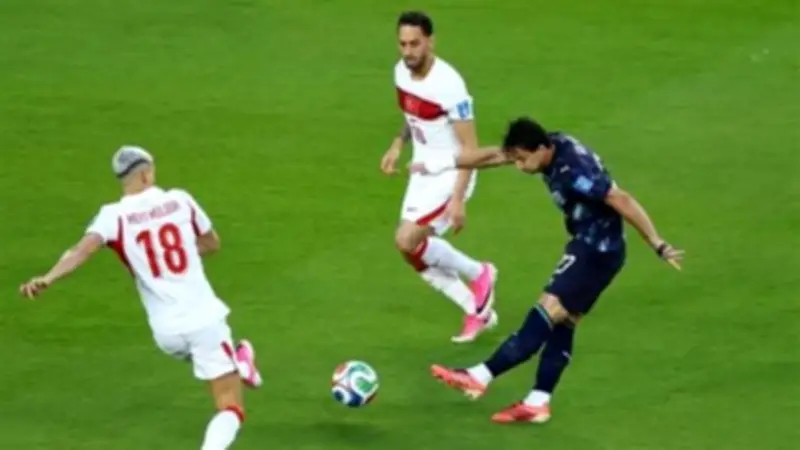 باراجواي يتقدم على تركيا 1-0 في الشوط الأول بهدف جلارزا القياسي