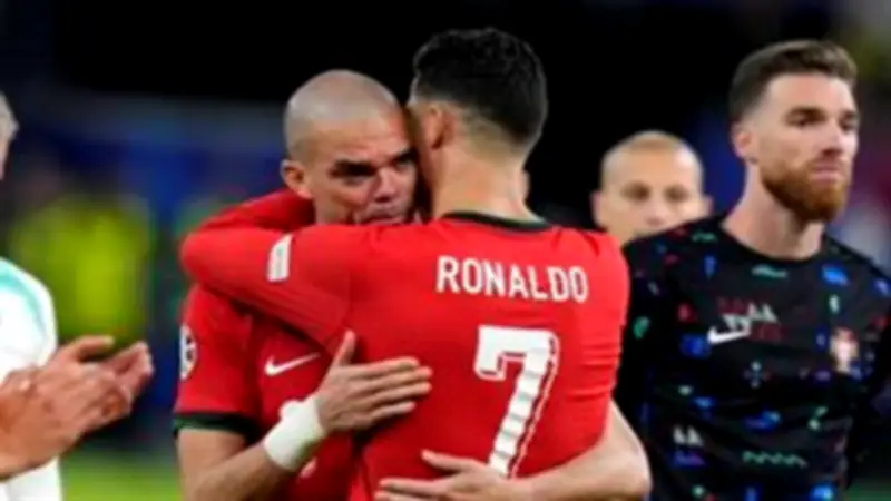 بيبي يفتح الباب أمام العودة إلى ريال مدريد للعمل مع مورينيو