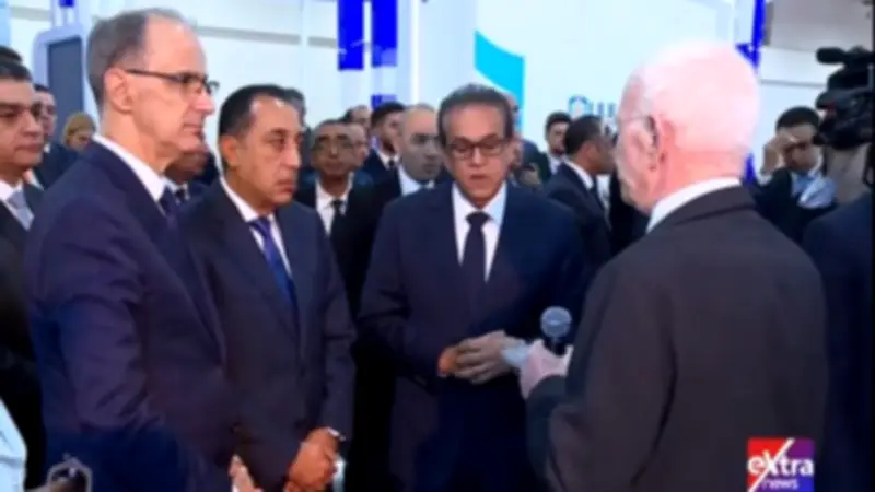 رئيس الوزراء يتفقد أجنحة المعرض الطبي الأفريقي ويعلن أهداف 2030
