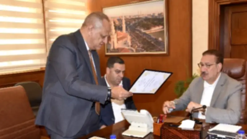 محافظ بورسعيد يعتمد نتيجة الإعدادية بنسبة نجاح 79.2% ويهنئ الأوائل