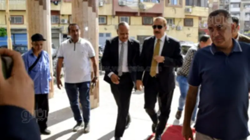 محافظ بورسعيد يتفقد غرفة عمليات الثانوية العامة في أول أيام الامتحانات
