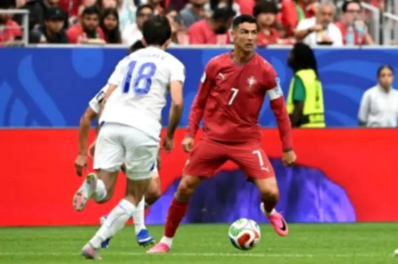 البرتغال تهزم أوزبكستان 4-0 في تصفيات كأس العالم 2026 بهاتريك رونالدو