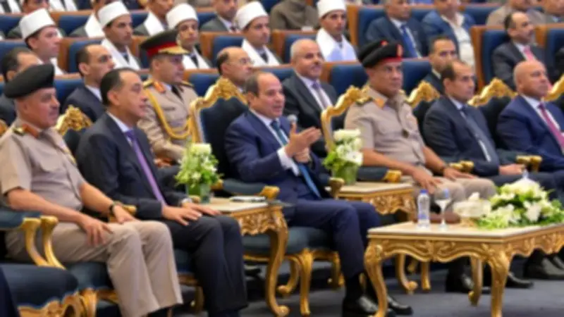 الرئيس السيسي يوجه بتأهيل الأئمة العشرة الأوائل بدراسات عليا أو بعثات بالخارج