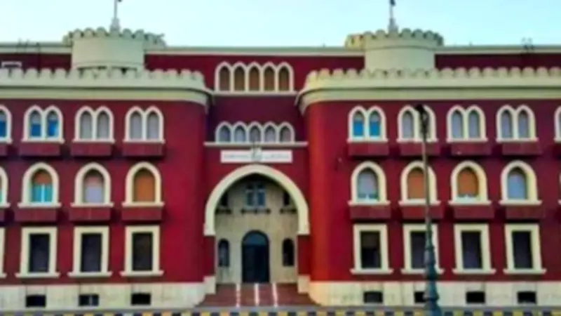 تعيين 3 عمداء جدد لكليات طب الأسنان والعلوم والسياحة بجامعة الإسكندرية