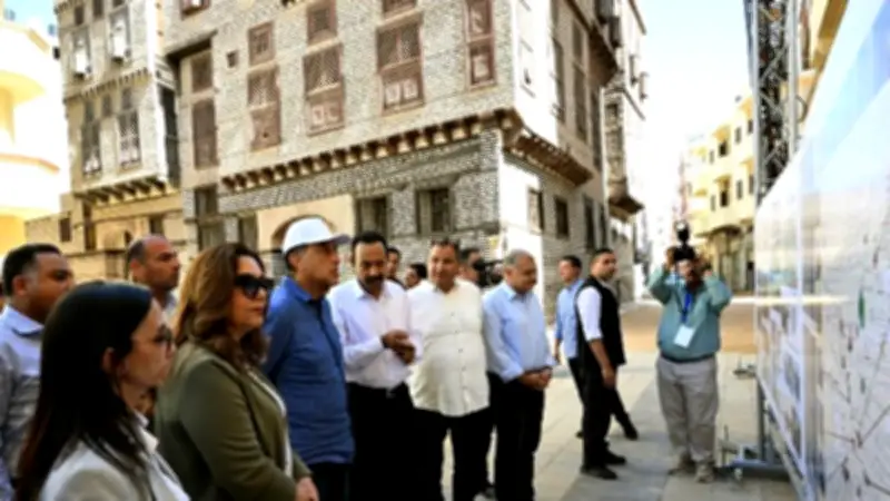 رئيس الوزراء يتفقد تطوير قلب رشيد التاريخي وإحياء منزل الأماصيلي