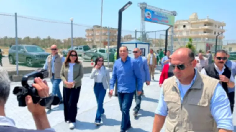رئيس الوزراء يتفقد مشروعات خدمية وتنموية في البحيرة