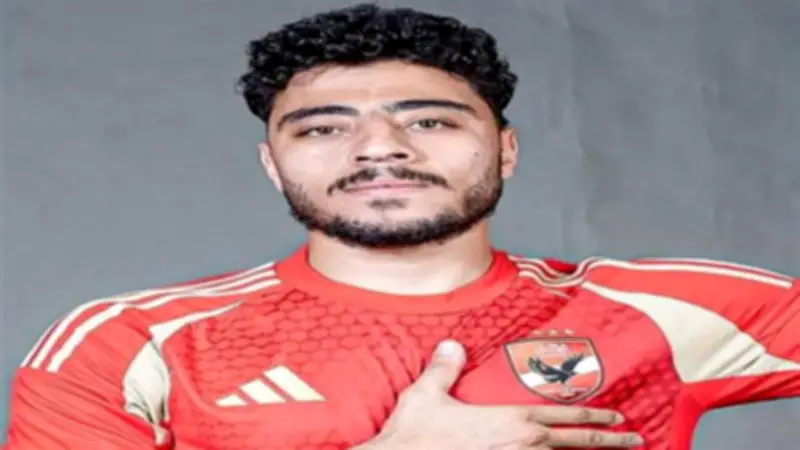 عرض قطري وخليجي يهددان عودة أكرم توفيق إلى الأهلي