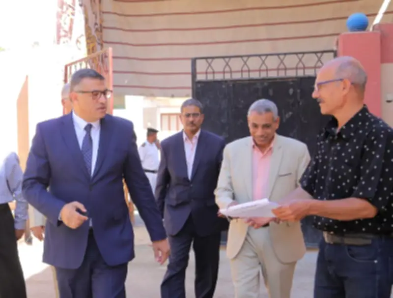 محافظ قنا يتابع ماراثون الثانوية العامة بمشاركة 20 ألف طالب