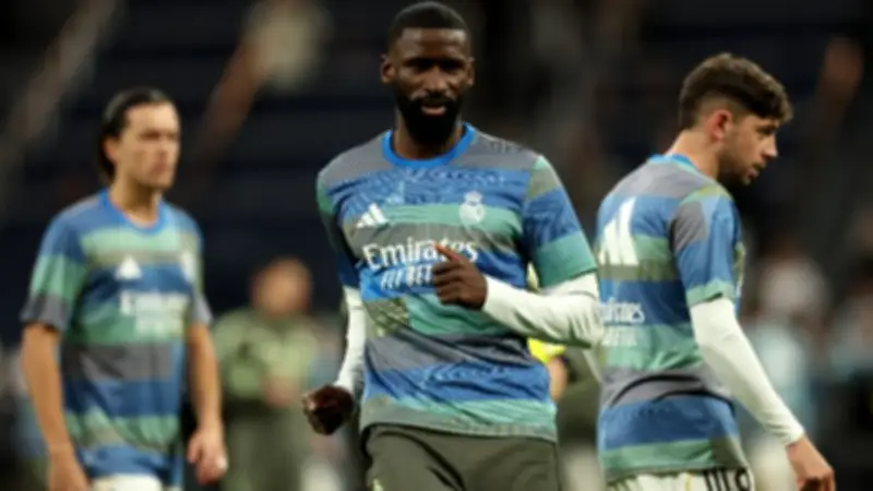 ريال مدريد يمدد عقد مدافعه الألماني روديجر حتى 2027